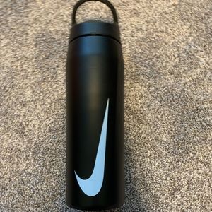 24oz Nike x Portland water bottle
